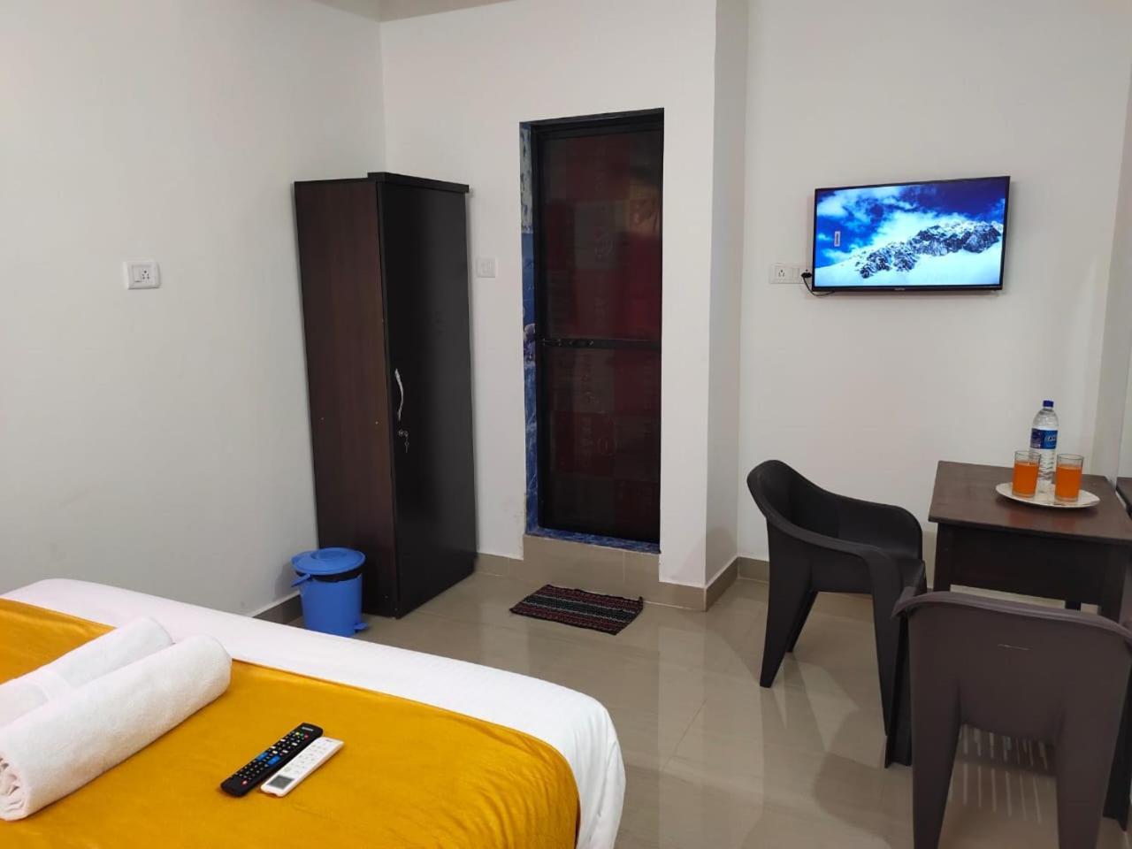 Jo Guest House... Baga Exterior photo